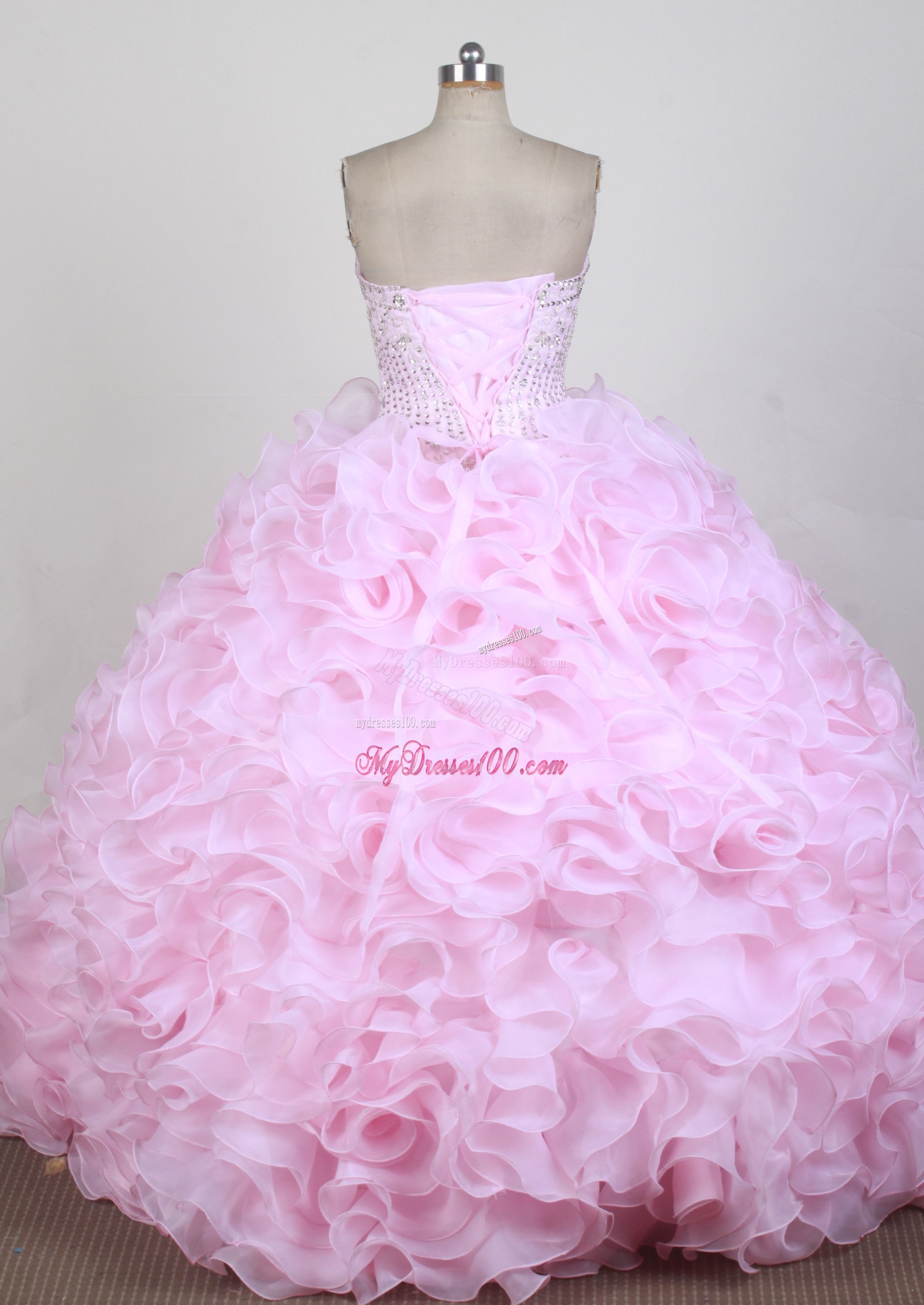 Baby Pink Diamonds Decorated Sweet 15 Dresses with Rolling Flowers