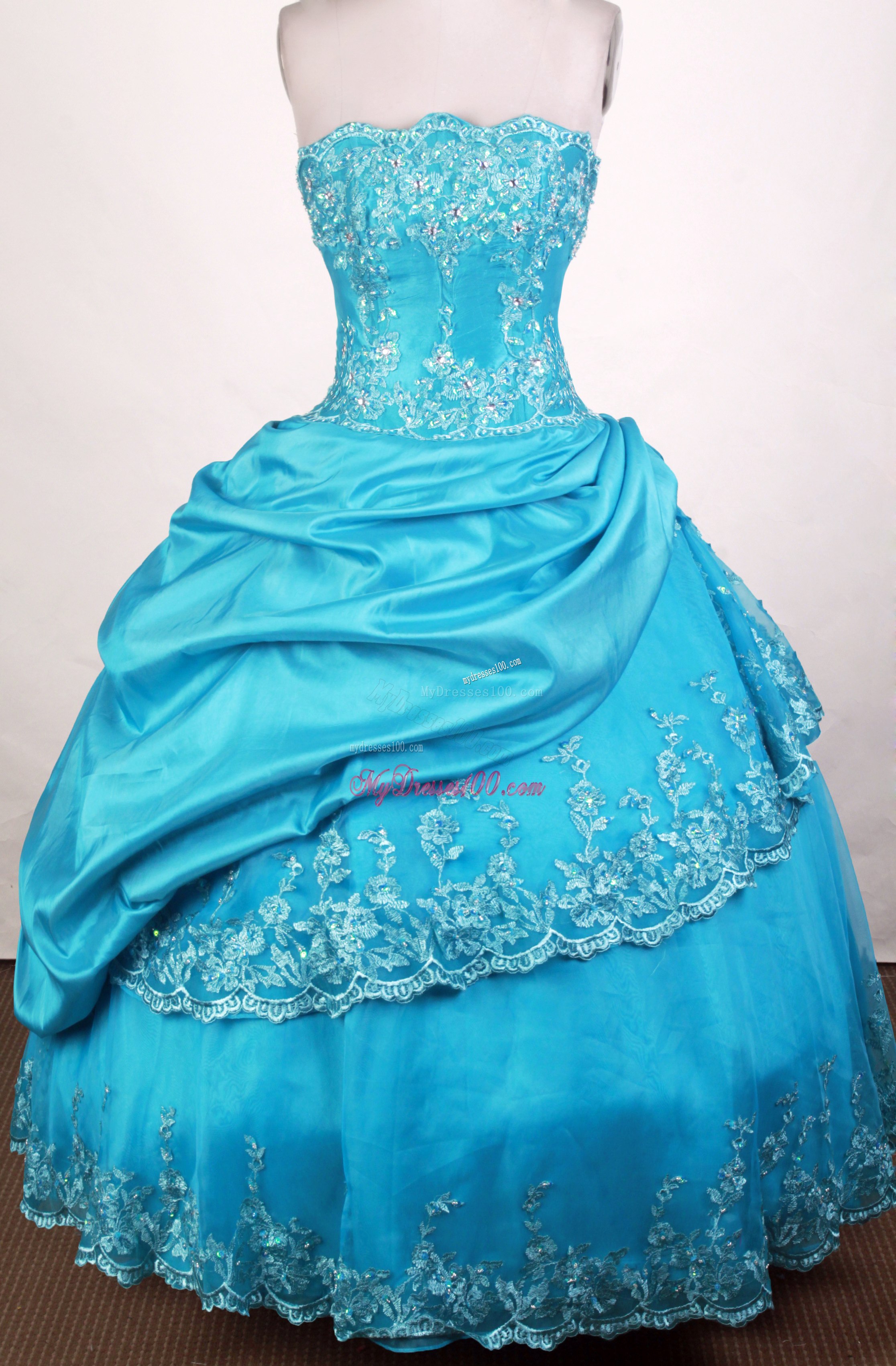 Petal Neck Quinceanera Dress with Beadings Tiers and Lace Hemline