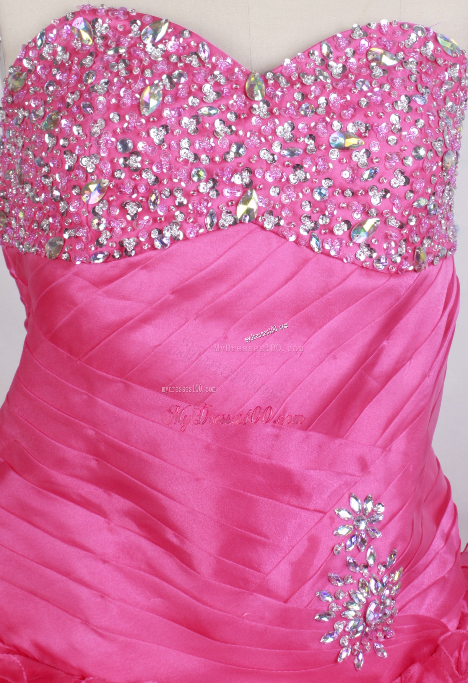 Beaded Sweetheart Quinceanera Dresses with Ruching and Ruffles