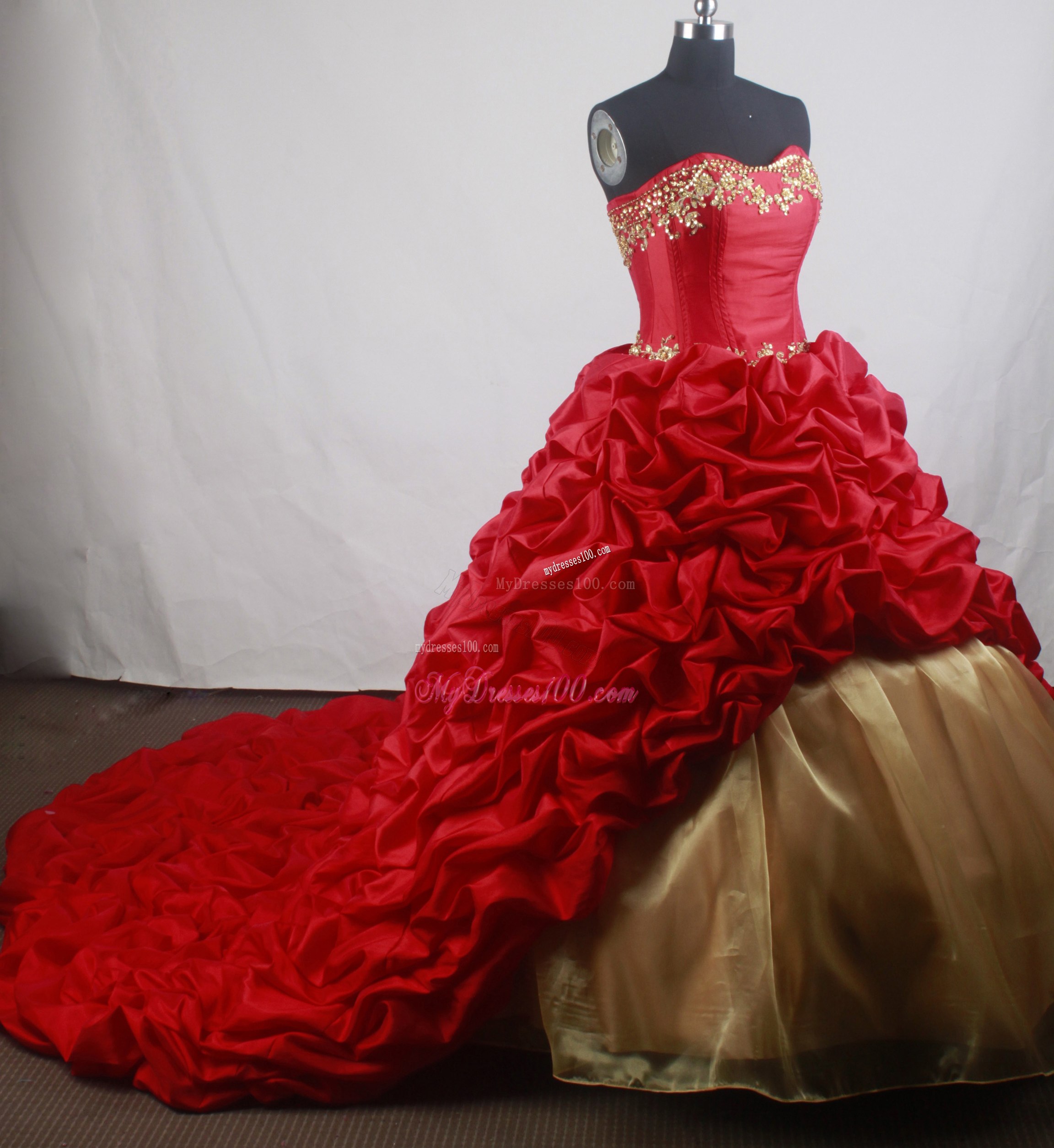 Pick-ups Accent Red Qinceanera Dress Of Court Train