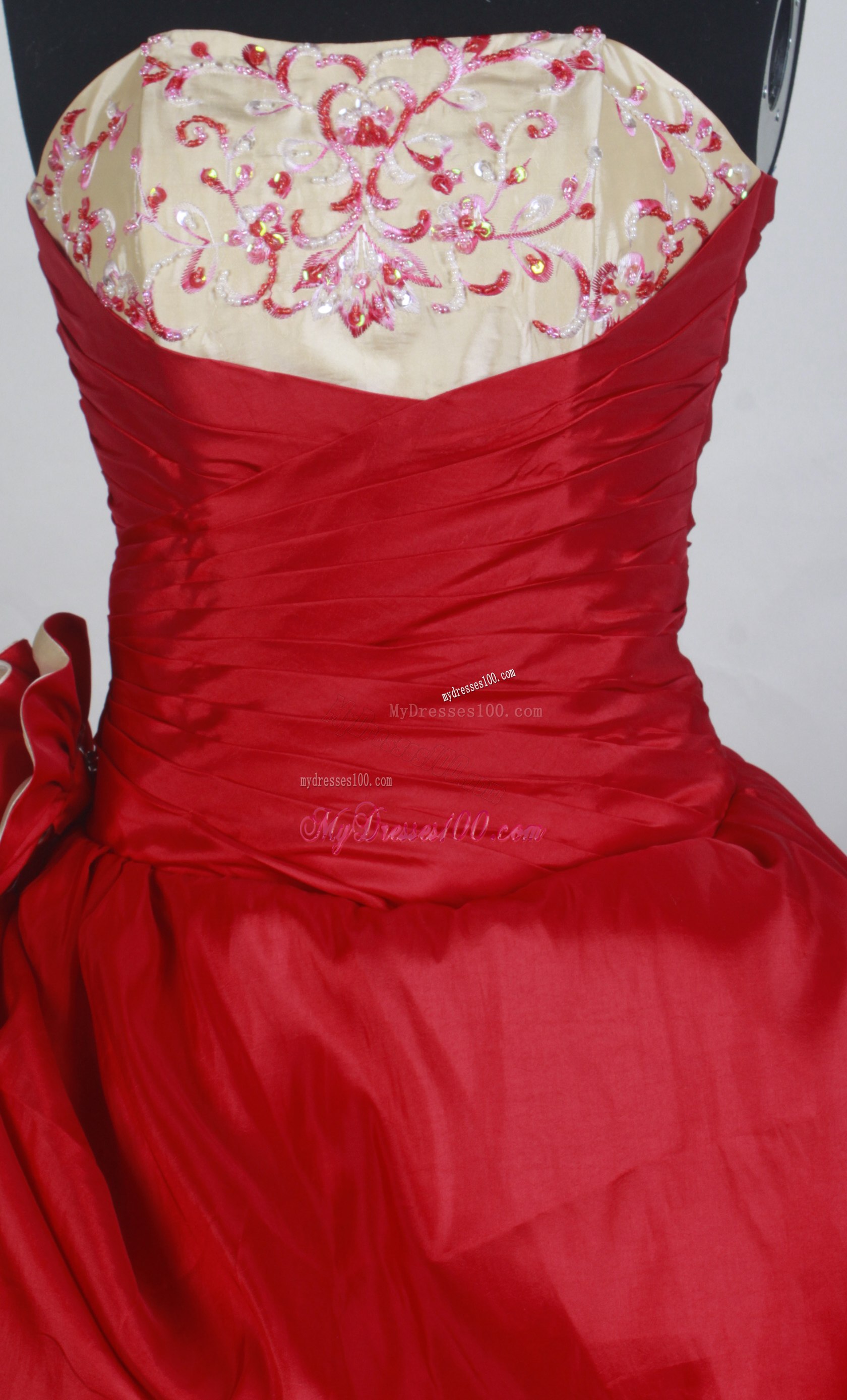 Beaded Embroidery and Ruche Sweet 16 Dresses with Handle Flowers