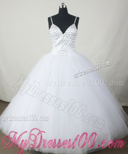 V-neck Spaghetti Straps Patten A-line Quinceanera Dresses in White