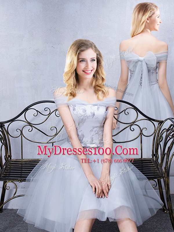 Off the Shoulder Short Sleeves Sleeveless Tulle Knee Length Lace Up Bridesmaids Dress in Grey with Lace and Appliques and Belt