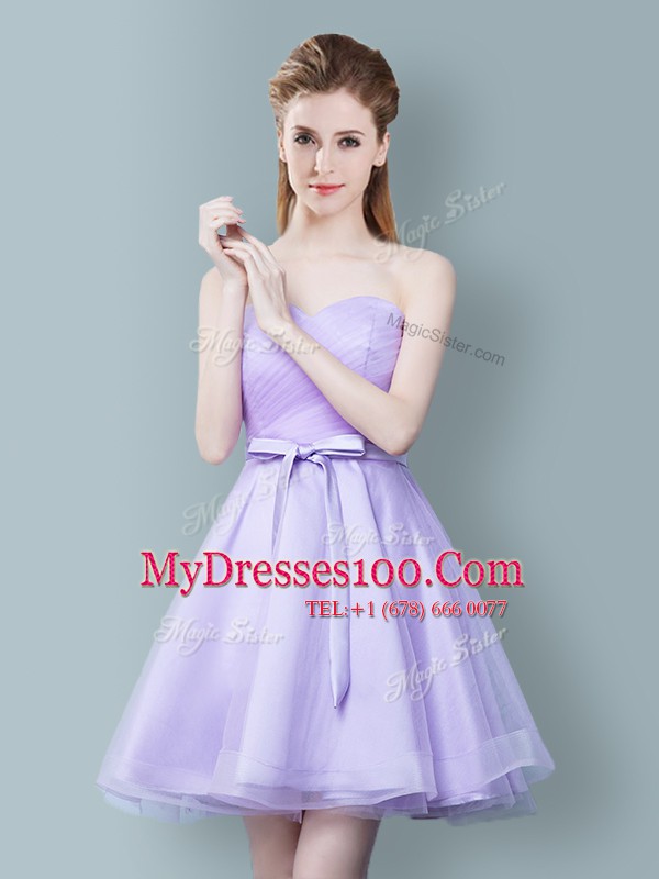 Pretty Sleeveless Tulle Knee Length Zipper Quinceanera Dama Dress in Lavender with Ruching and Bowknot