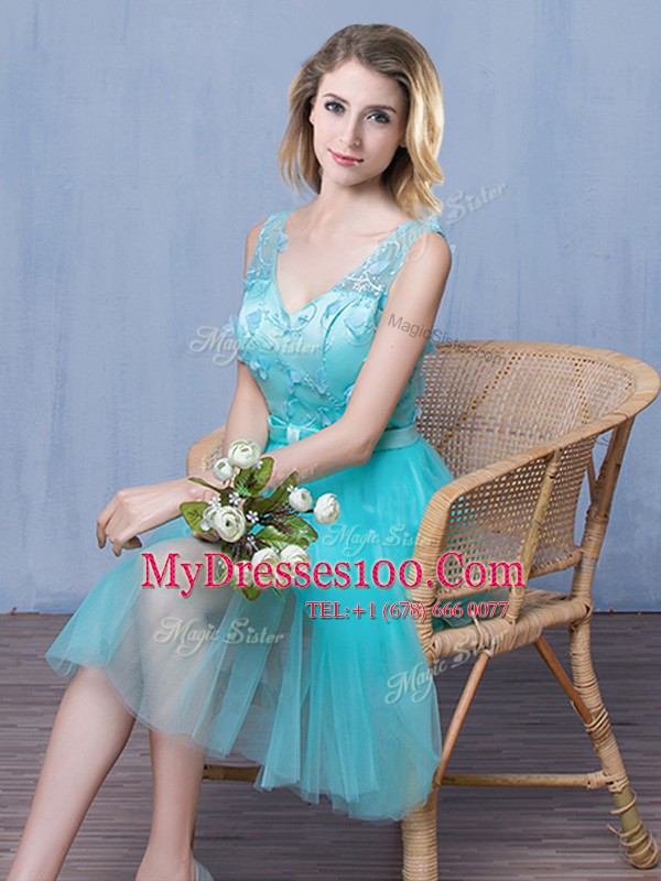 Knee Length Empire Sleeveless Aqua Blue Dama Dress for Quinceanera Lace Up