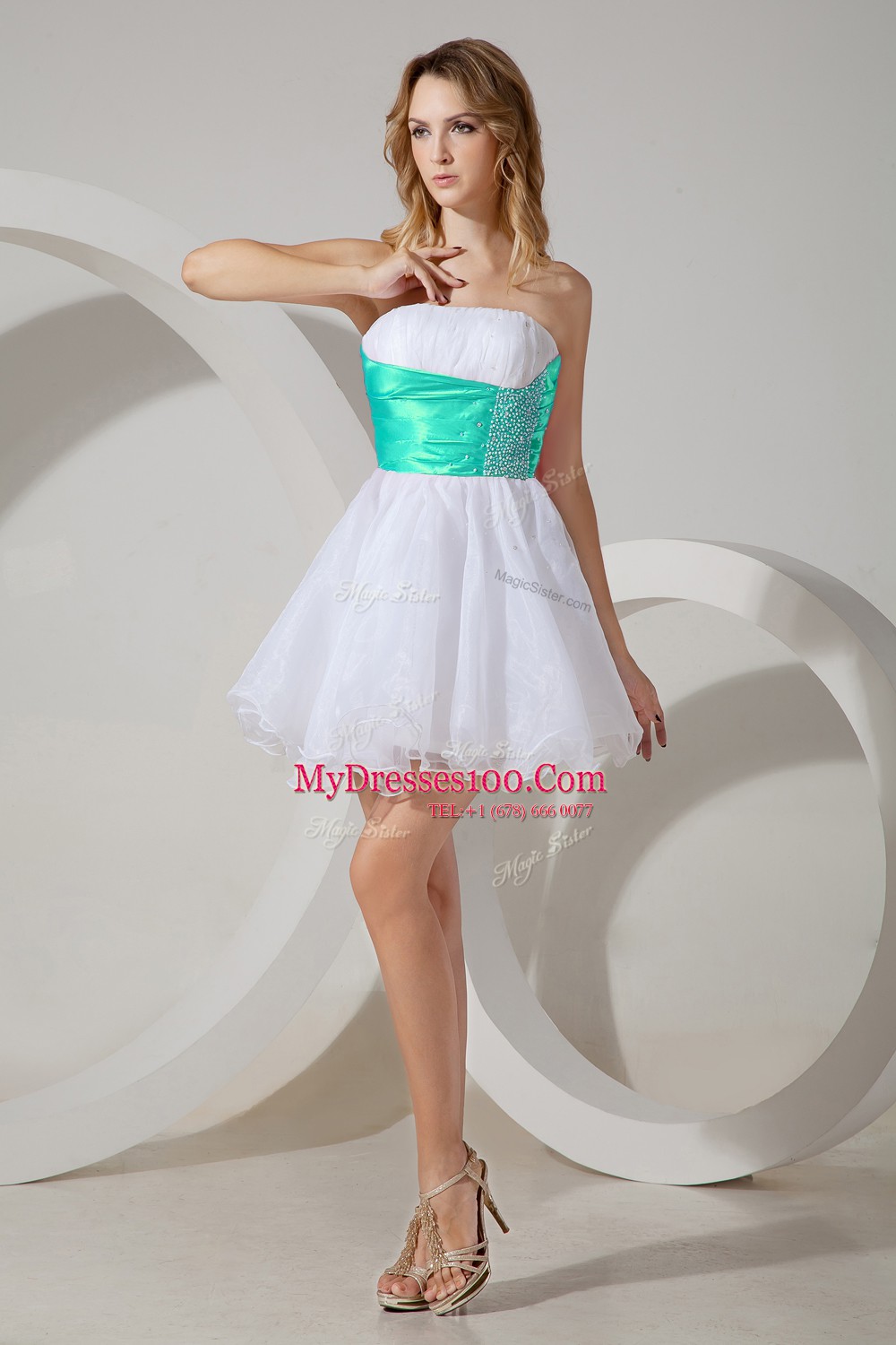 Amazing Mini Length A-line Sleeveless White Dama Dress for Quinceanera Zipper