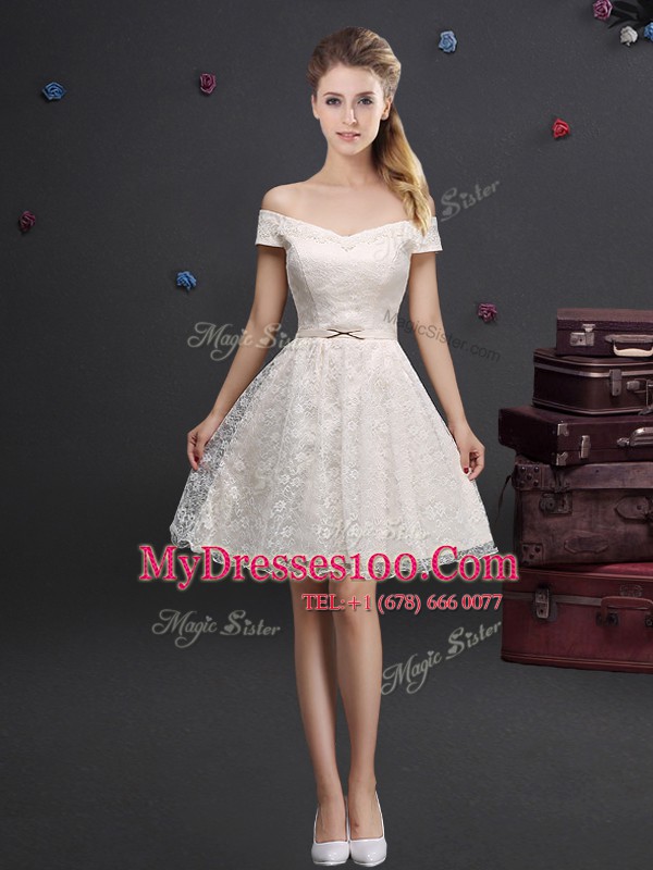 Customized Off the Shoulder Lace and Appliques Dama Dress for Quinceanera Champagne Lace Up Sleeveless Knee Length