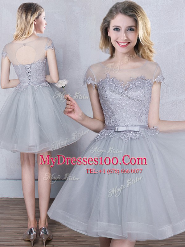 Modern Scoop Red and Pink and Grey A-line Appliques and Belt Bridesmaids Dress Lace Up Tulle Short Sleeves Mini Length