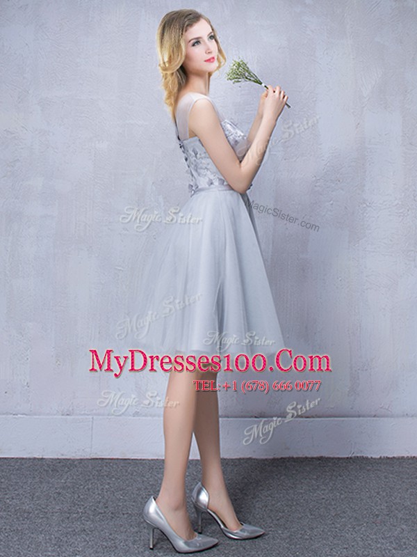 Romantic Grey A-line Scoop Sleeveless Tulle Knee Length Lace Up Lace and Appliques and Belt Wedding Guest Dresses