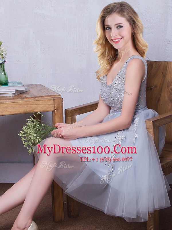 Fashionable Scoop Grey Zipper Court Dresses for Sweet 16 Beading and Appliques Sleeveless Mini Length