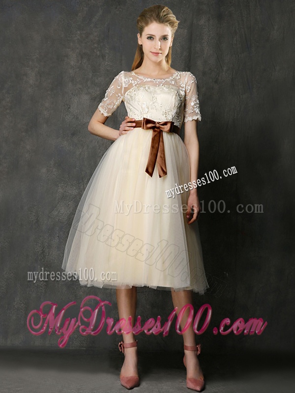 New Arrivals Knee Length Champagne Bridesmaid Dress with Lace