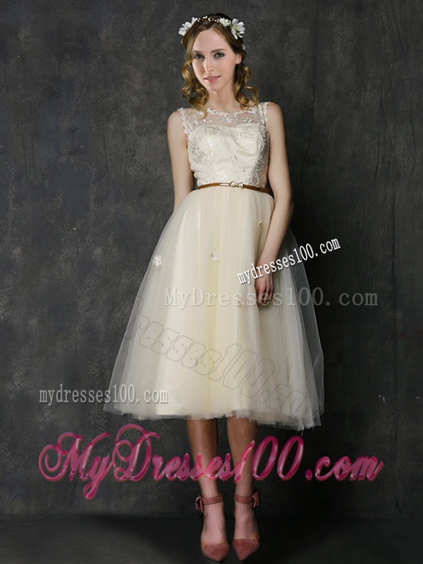 New Arrivals Knee Length Champagne Bridesmaid Dress with Lace