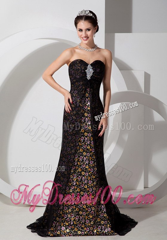 Beautiful Black Column Sweetheart Print Celebrity Dress with Beading