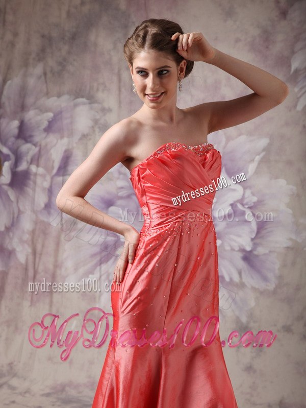 Elegant Coral Red Column Sweetheart Celebrity Dresses with Beading
