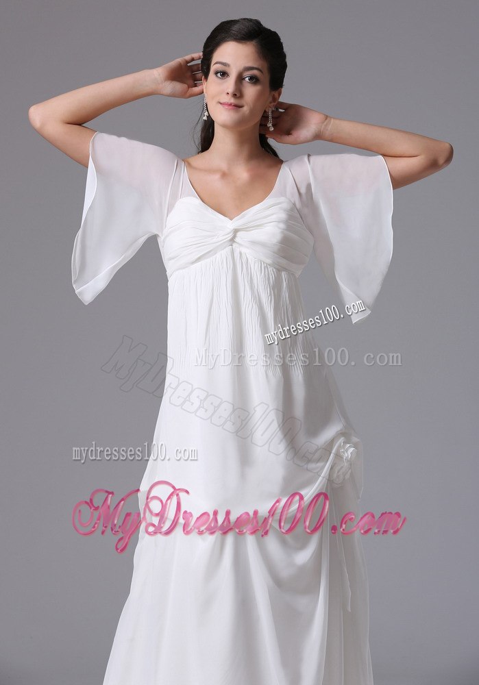 2013 Simple Empire Scoop Short Sleeves Wedding Dress with Brush Train