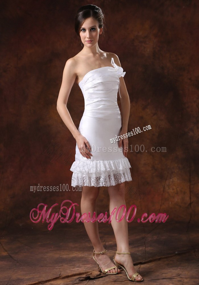 Affordable Strapless Knee-length Column Lace Beach Wedding Dresses
