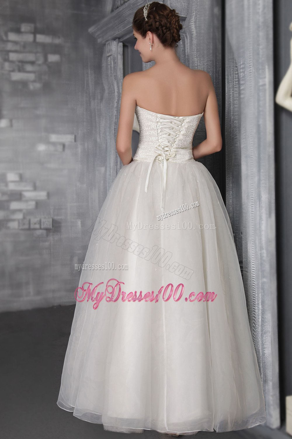 Beautiful A-Line Princess Strapless Floor-length Beading Wedding Dress