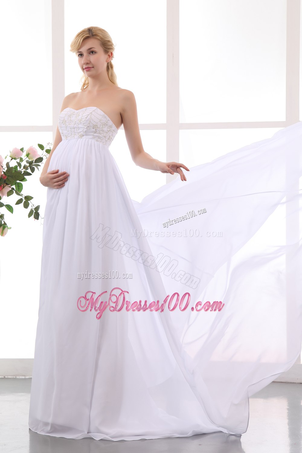 Beautiful Empire Sweetheart Chapel Train Beading Wedding Dresses