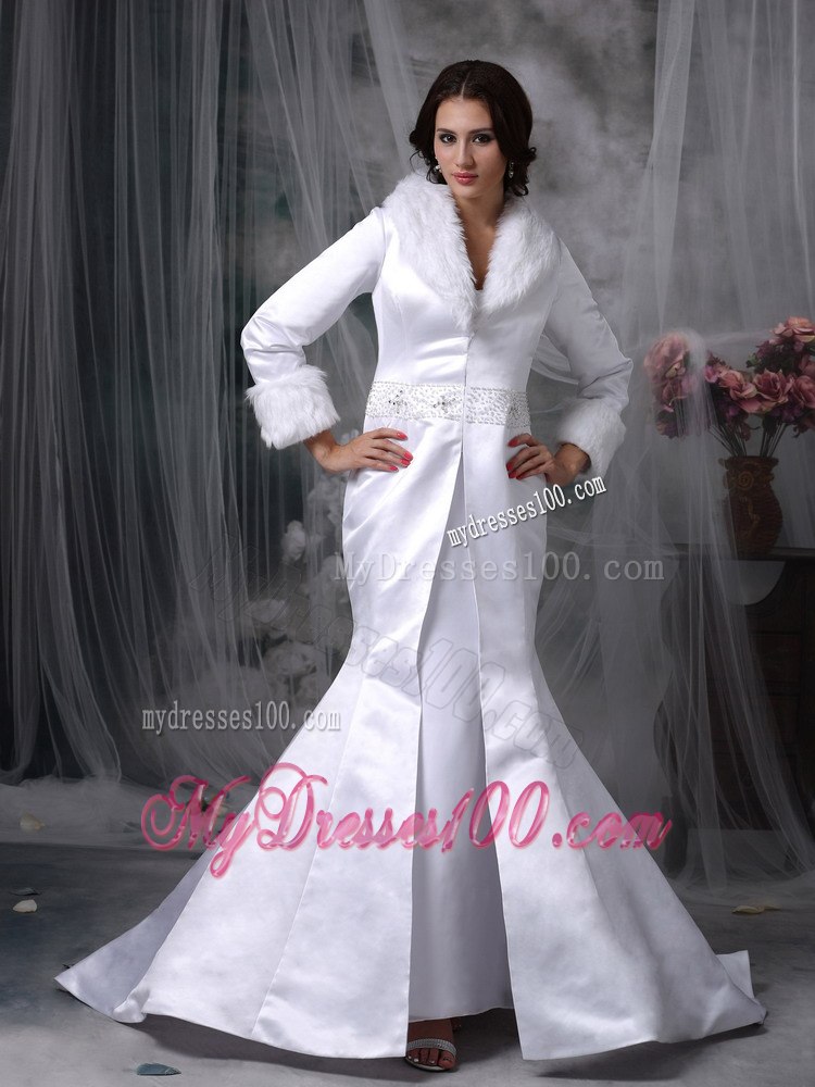 Beautiful Mermaid V-neck Beading Wedding Dress with Long Sleeves