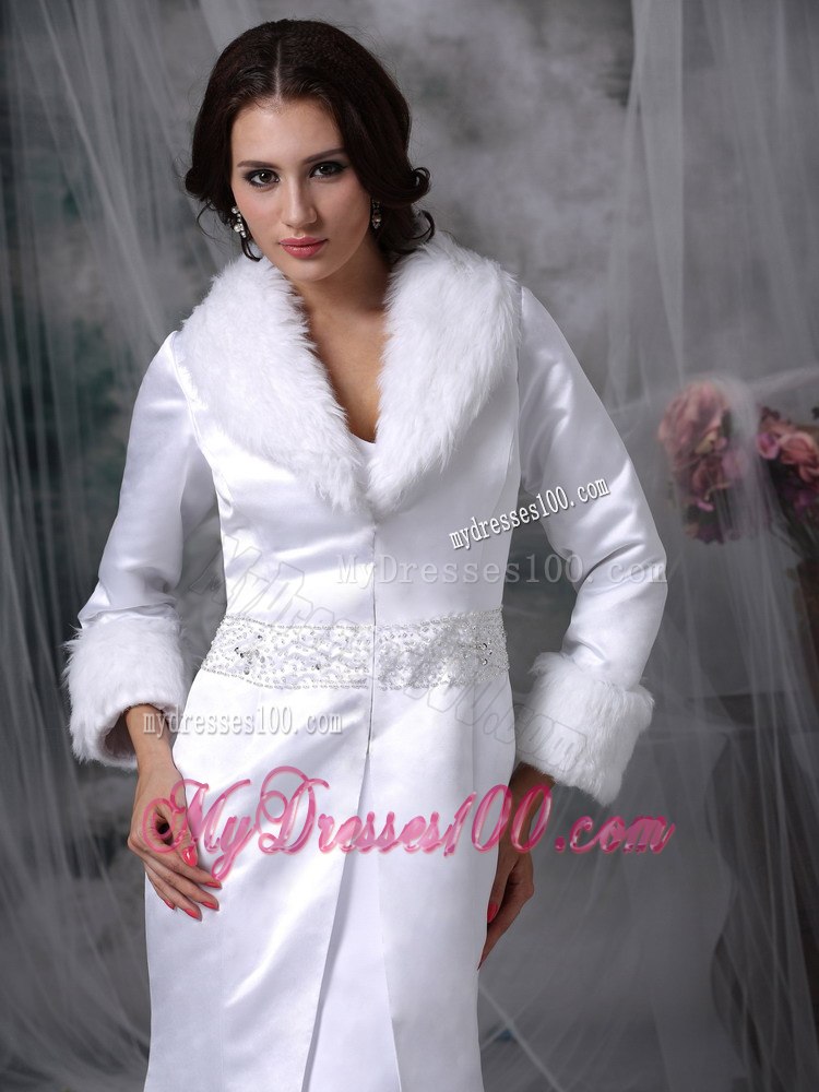 Beautiful Mermaid V-neck Beading Wedding Dress with Long Sleeves