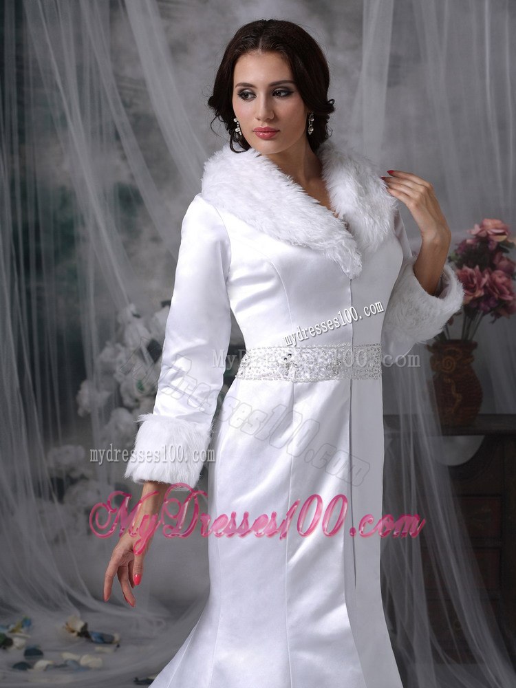 Beautiful Mermaid V-neck Beading Wedding Dress with Long Sleeves