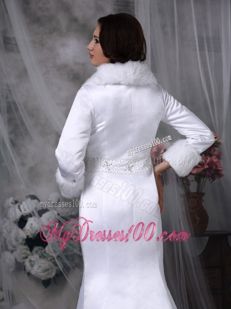 Beautiful Mermaid V-neck Beading Wedding Dress with Long Sleeves