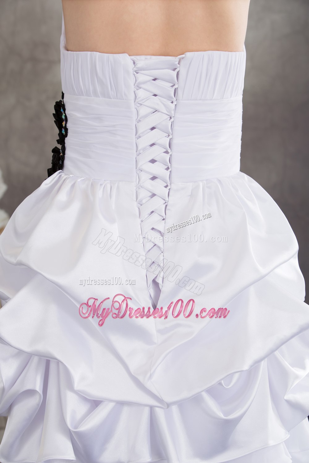 Black Hand Made Flowers Halter Top Princess Short Wedding Dress