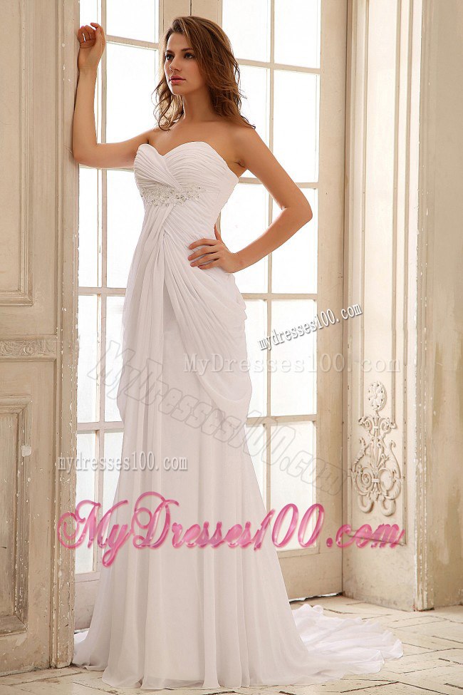 Column Beach Wedding Dress Sweetheart With Appliques and Ruched
