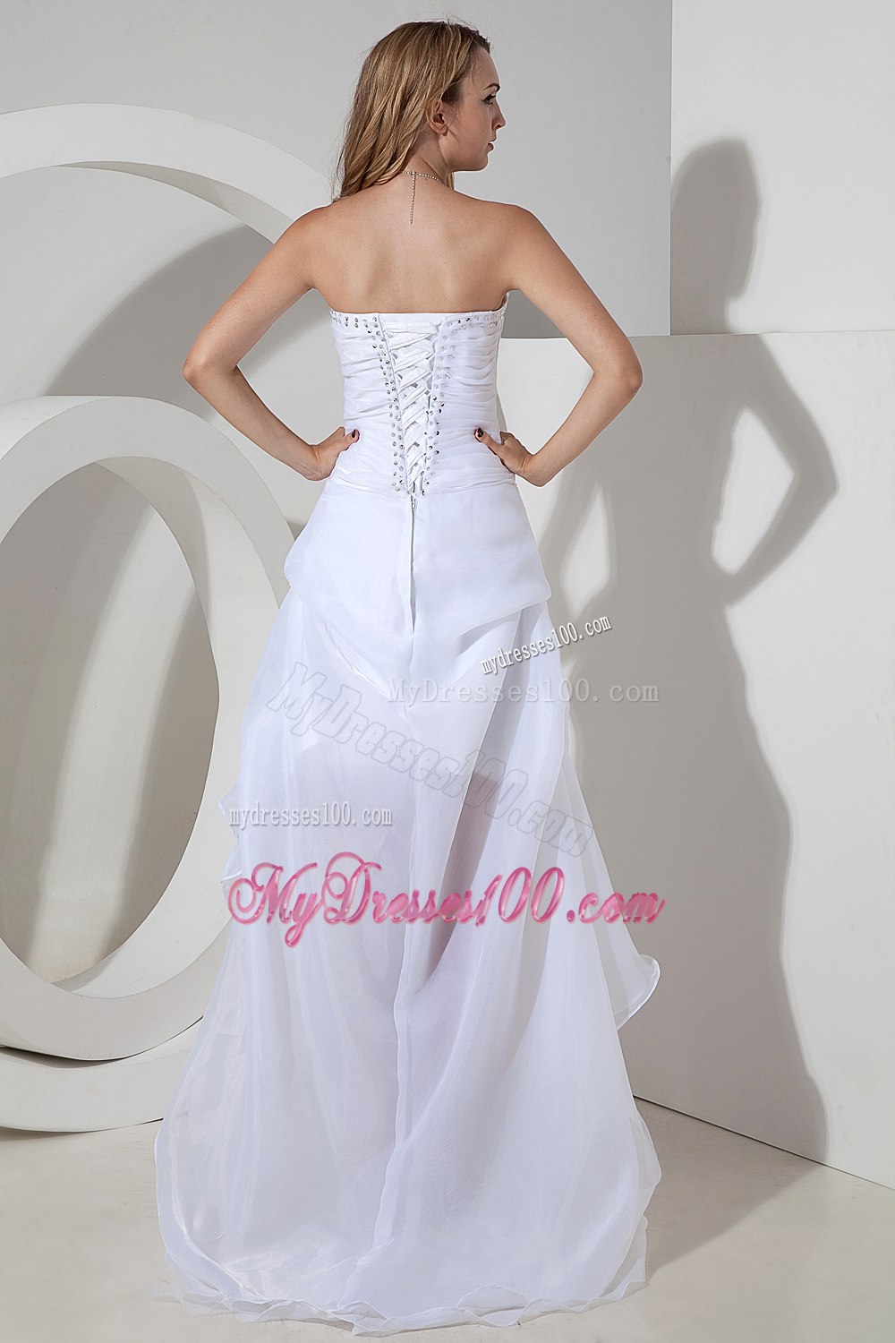 Elegant High-low Beading Wedding Dress With Strapless Princess