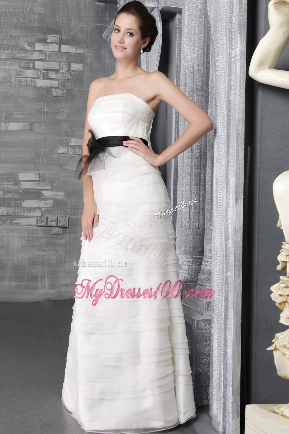 Exclusive Empire Strapless Floor-length Ruffles Garden Wedding Dress
