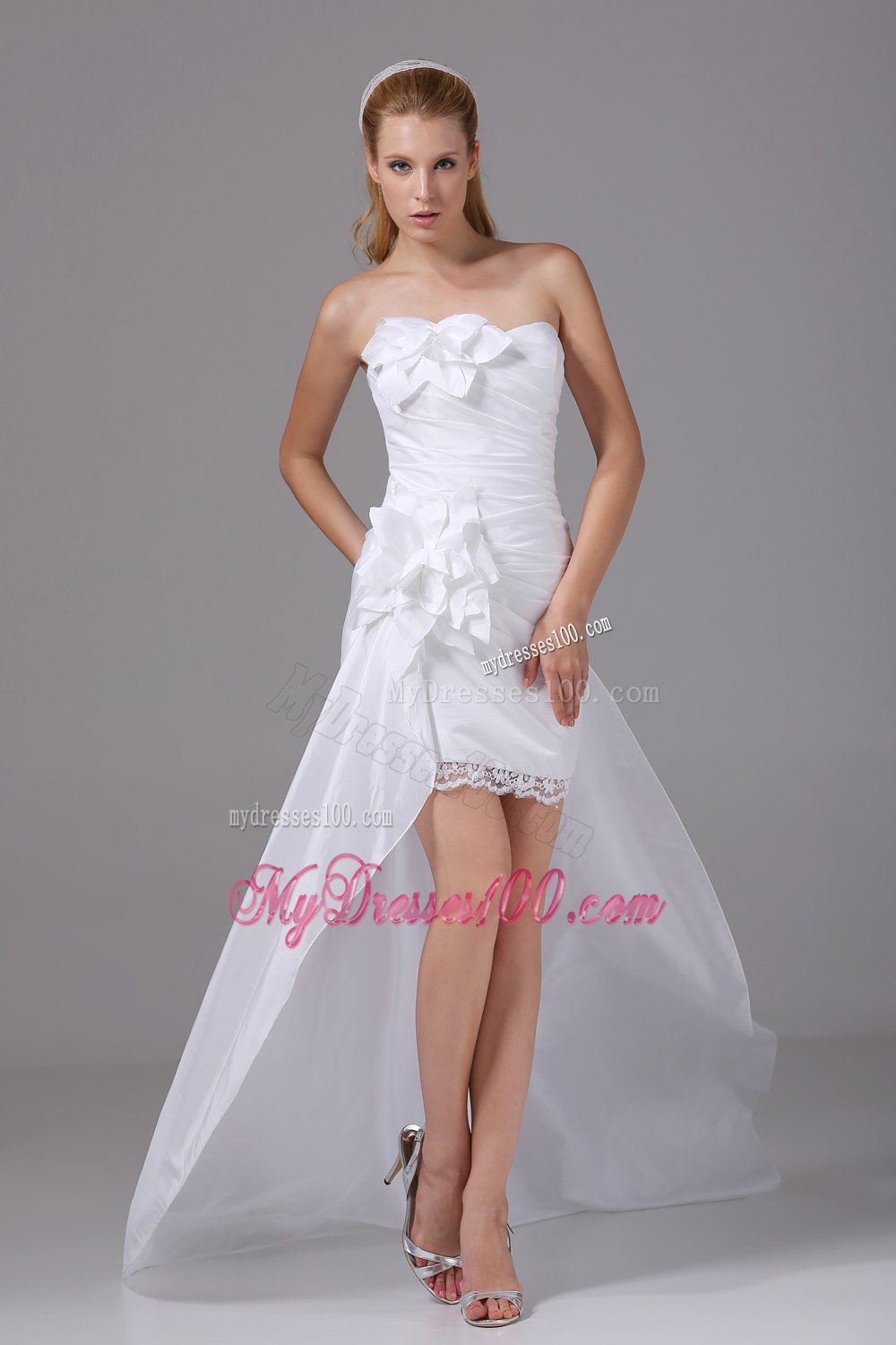 2013 High-low Strapless Hand Made Flowers Lace Wedding Dresses