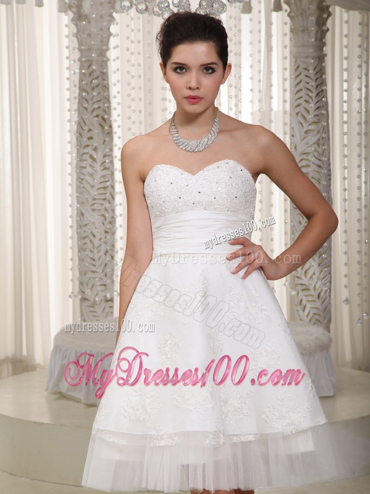 Lovely Sweetheart Mini-length Appliques Beach 2013 Wedding Dress