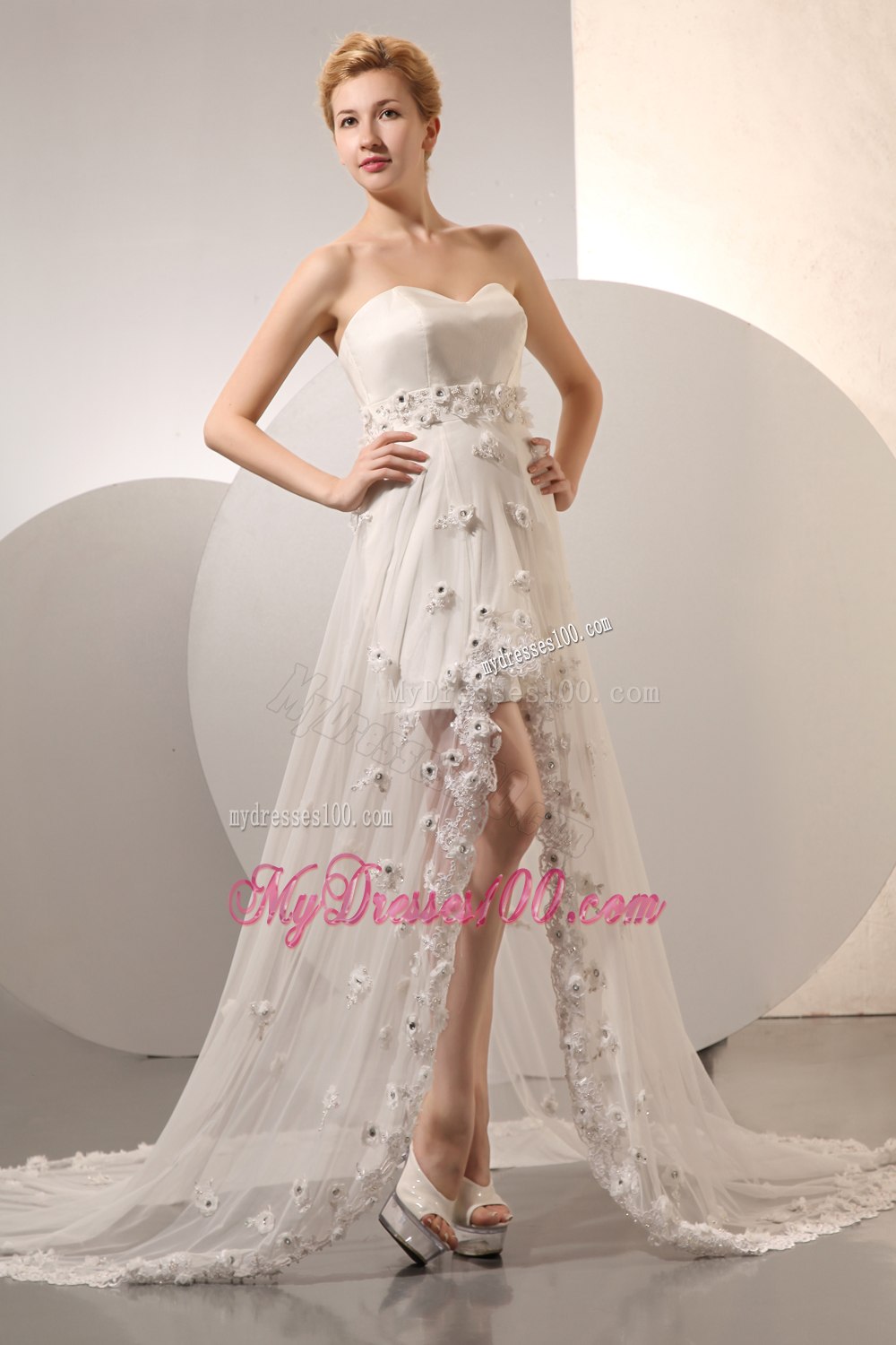 Column Sweetheart Court Train Hand Made Flower Wedding Dresses