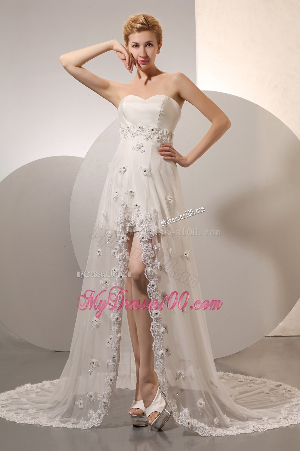 Column Sweetheart Court Train Hand Made Flower Wedding Dresses