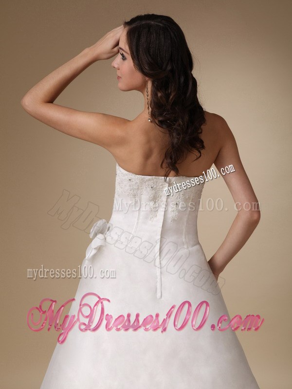 Simple A-line Strapless Floor-length Satin and Organza Appliques