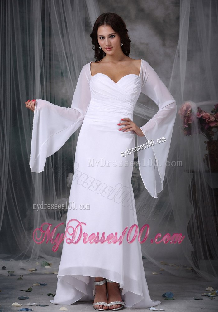 Simple Sweetheart High-low Ruched Long Sleeves Wedding Dress