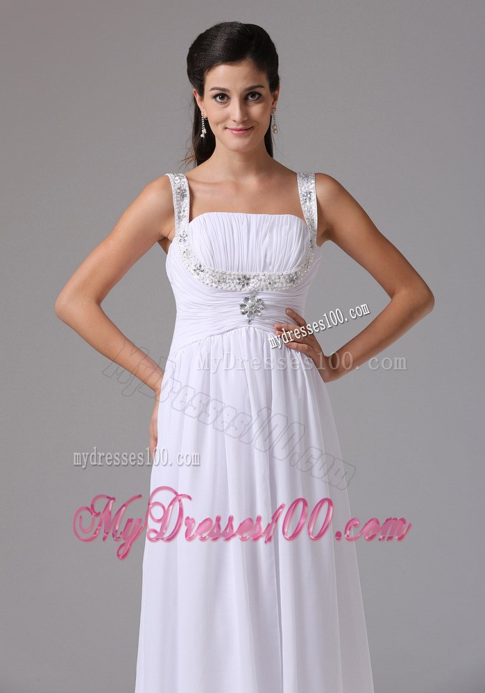 Simple Straps Ruched Bodice and Appliques Decorate Wedding Dress