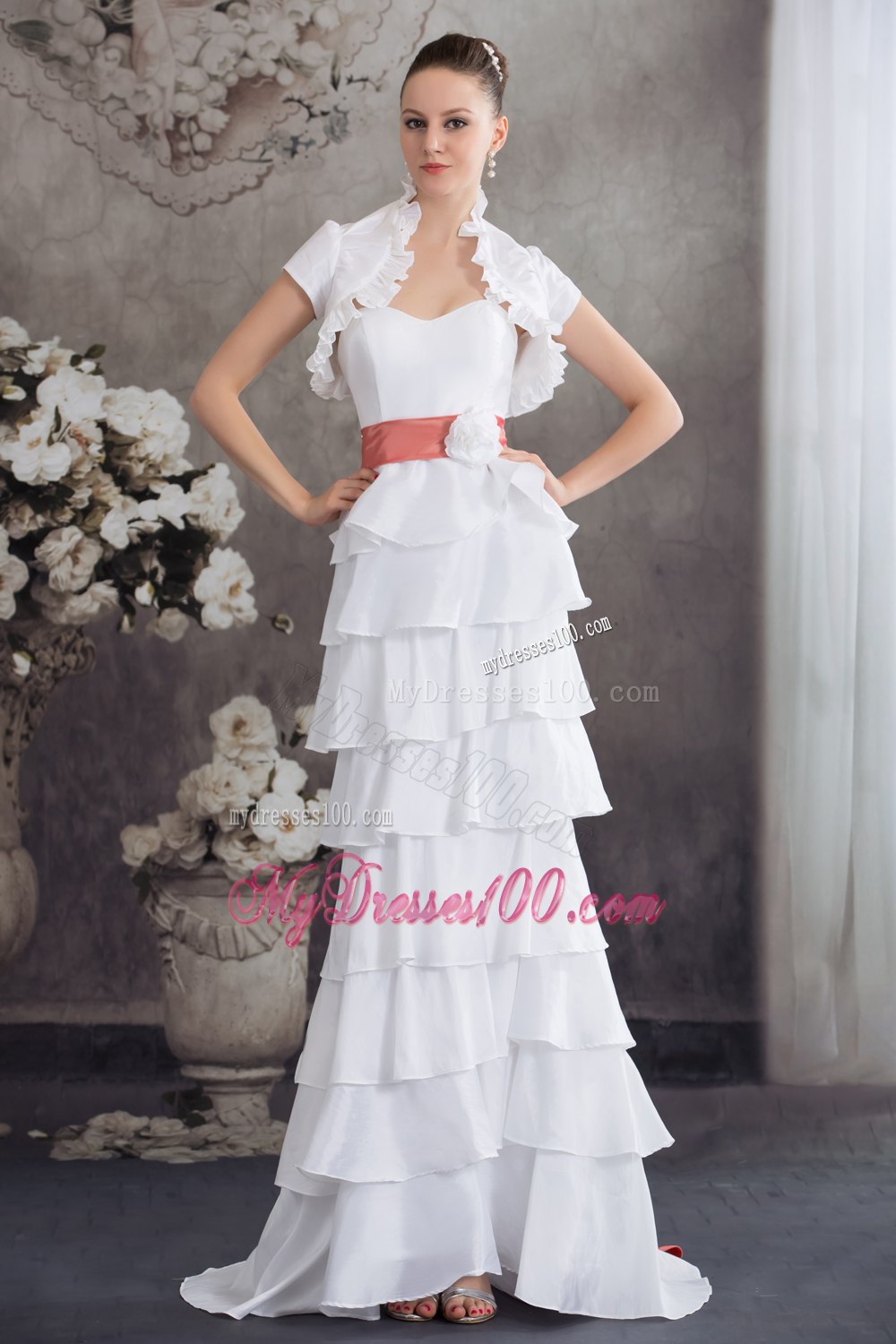 Sweetheart Hand Made Flowers Wedding Dress With Ruffled Layers