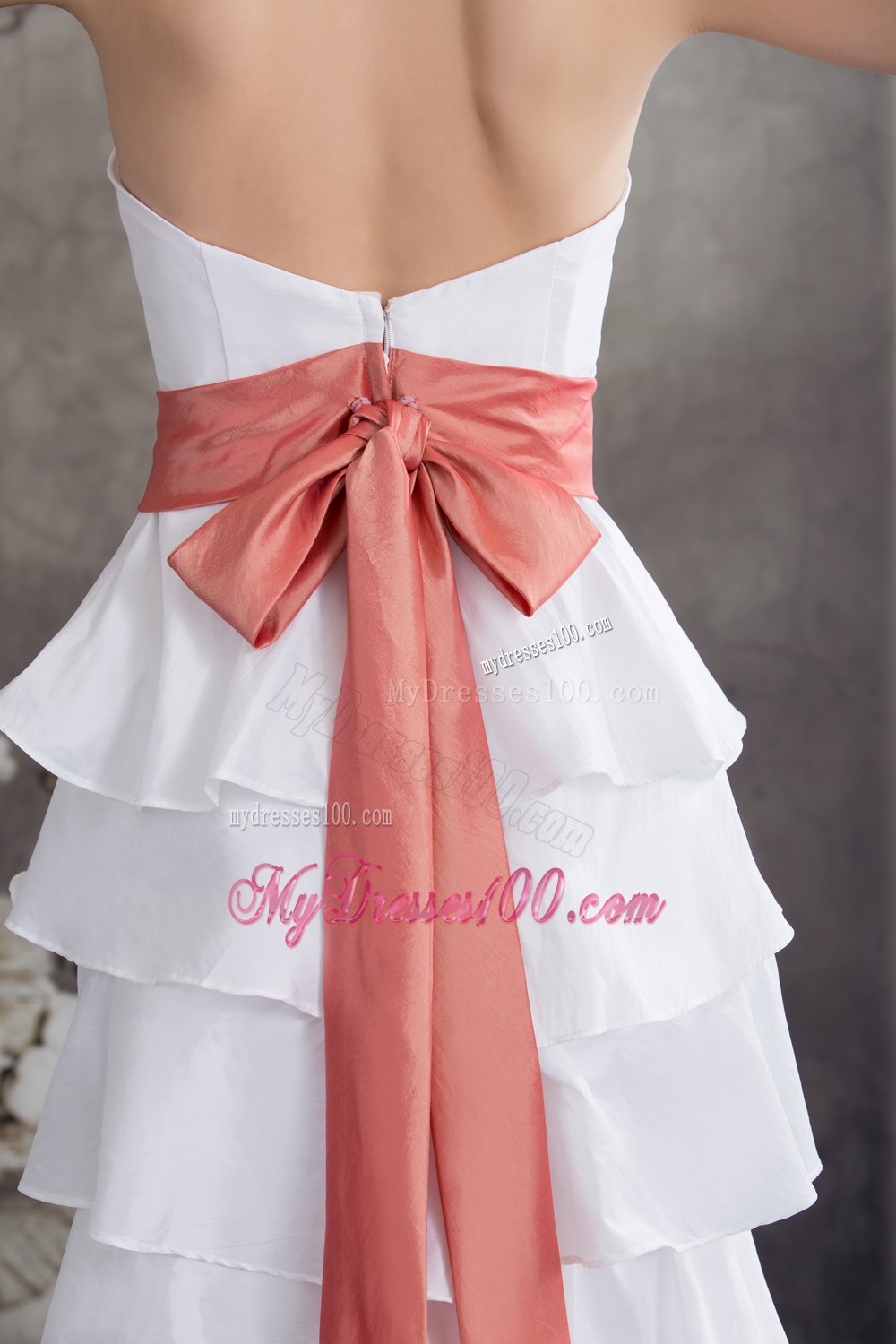 Sweetheart Hand Made Flowers Wedding Dress With Ruffled Layers
