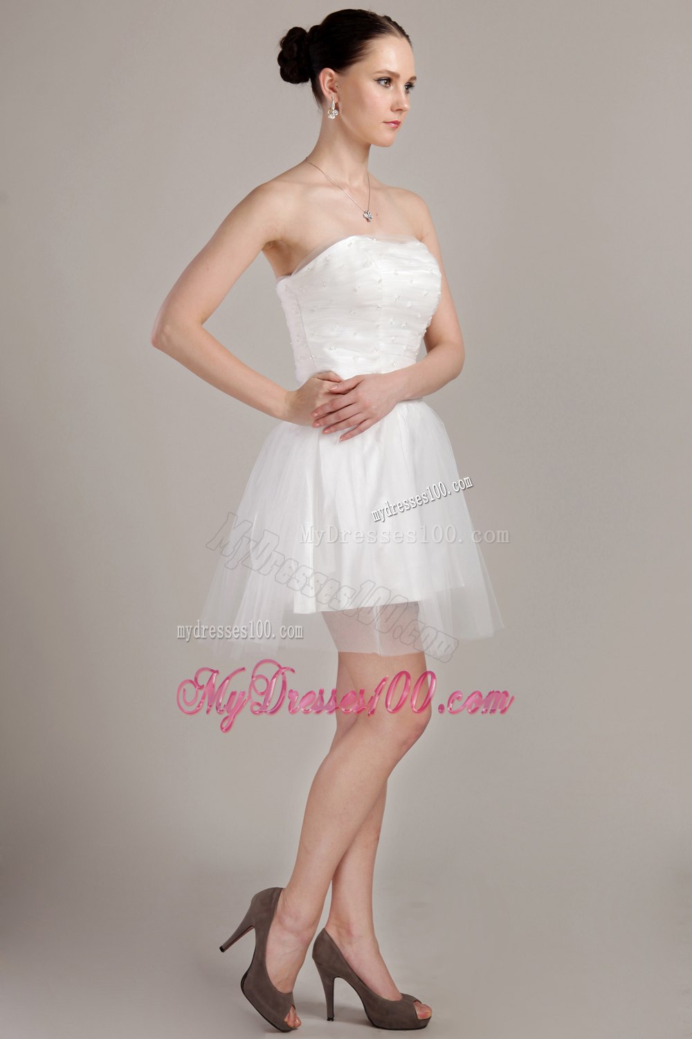 Cute Princess Mini-length Beading Wedding Dresses with Strapless