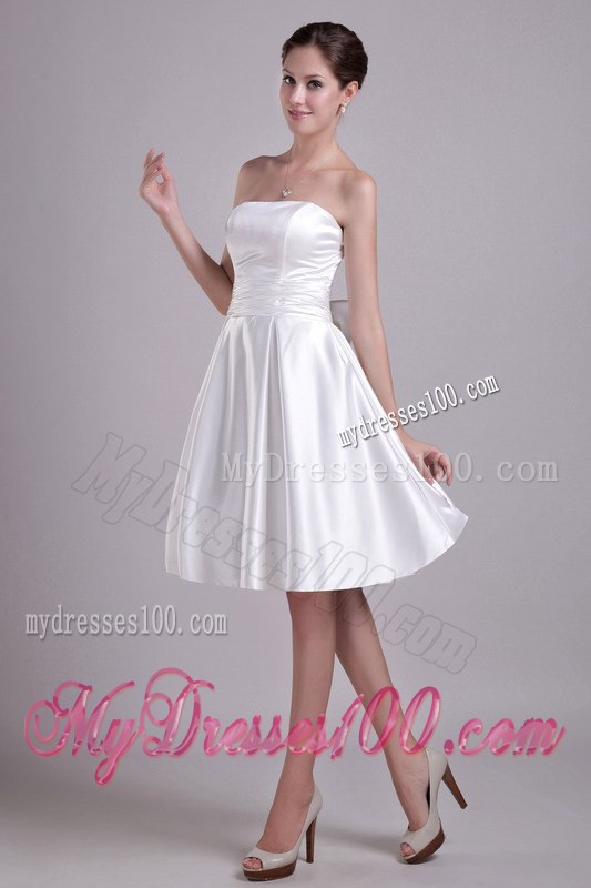 Cheap Strapless Knee-length Bowknot Beach Wedding Dresses