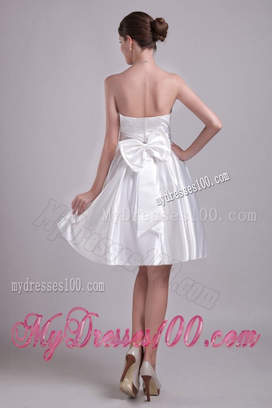 Cheap Strapless Knee-length Bowknot Beach Wedding Dresses