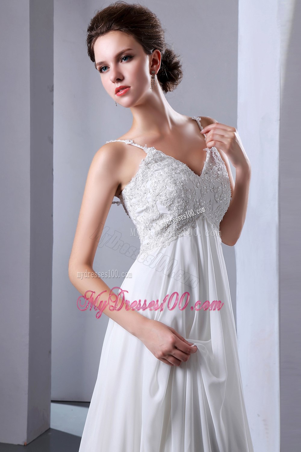 Empire Spaghetti Straps Floor-length Appliques 2013 Beach Wedding Dress