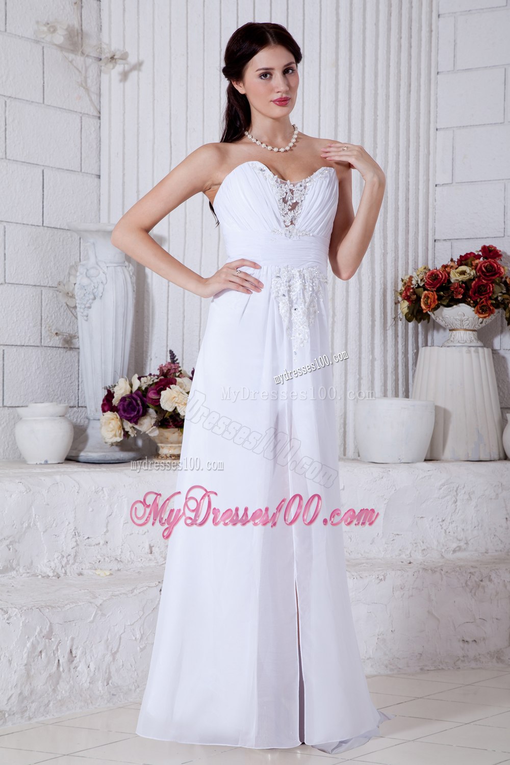 Elegant Empire Sweetheart Brush Train Appliques 2013Wedding Dress
