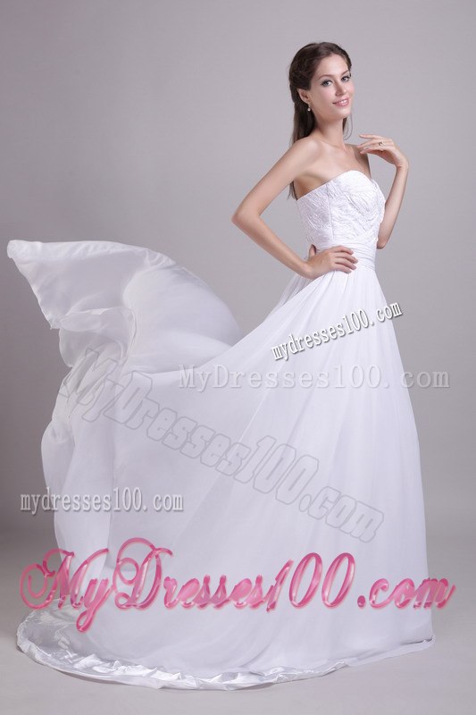 Elegant Empire Sweetheart Court Train Beading Beach Wedding Dresses