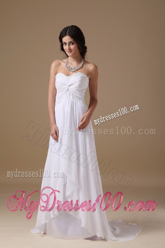 Spring Empire Sweetheart Floor-length Lace Wedding Dress For Beach
