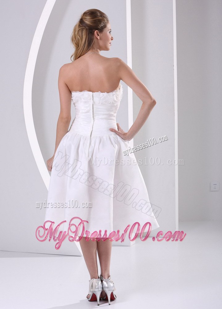 Wholesale Strapless Ruched Tea-length Wedding Dress For Beach