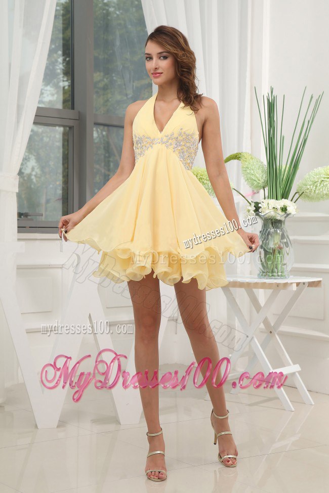 Fashion Halter Yellow Homecoming Cocktail Dress With Appliques
