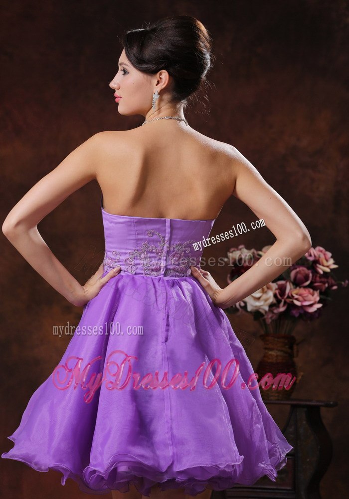 Sweetheart Lavender Short Cocktail Dress With Appliques Decorate