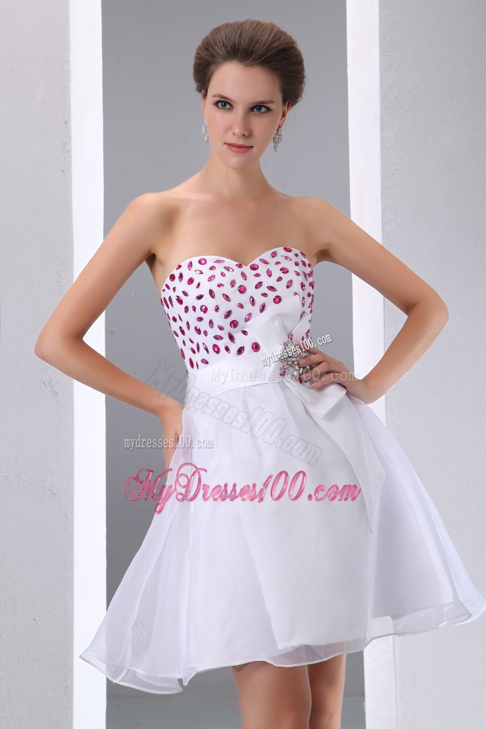 Sweet White Sweetheart Beading Short Cocktail Dress Mini-length